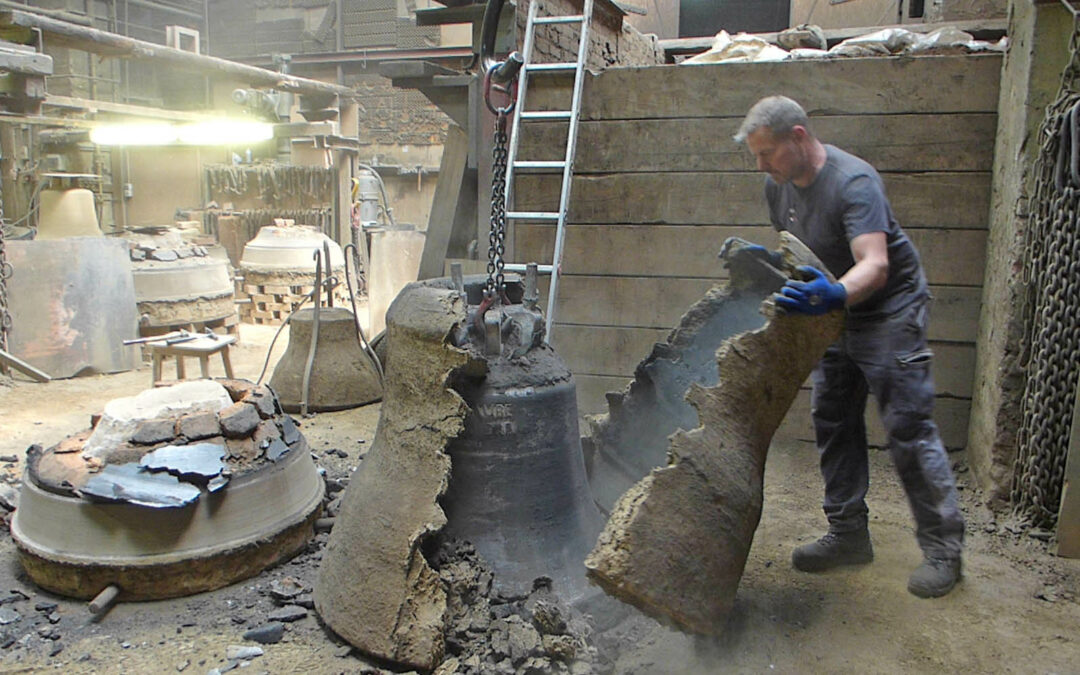 Die neue Glocke für Heilig Kreuz ist geboren