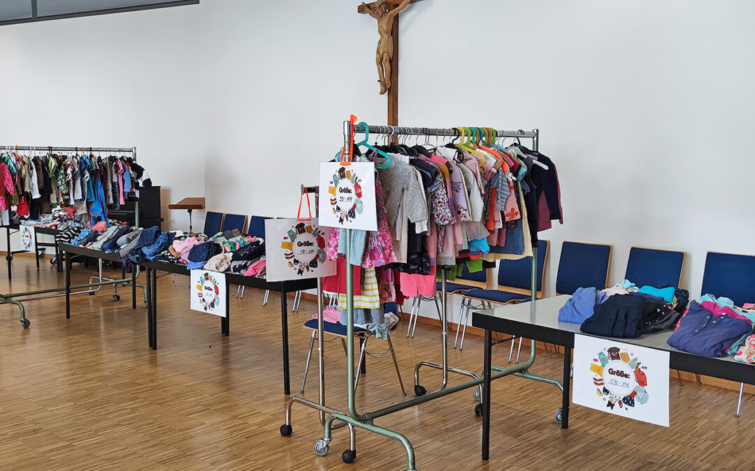 „Tauschen, teilen, schenken“ – Kleideraktion der zehn katholischen Kitas in Aalen
