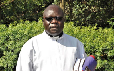 Eucharistiefeier mit Pater Robert Ochola