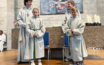 „Kleine Priesterweihe“ – Miniaufnahme in St. Maria